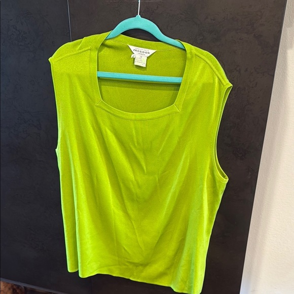 Misook Green Sleeveless Blouse - Picture 1 of 4